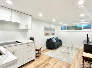 50 Lindsay Ave #3, Newmarket, ON L3Y4N6