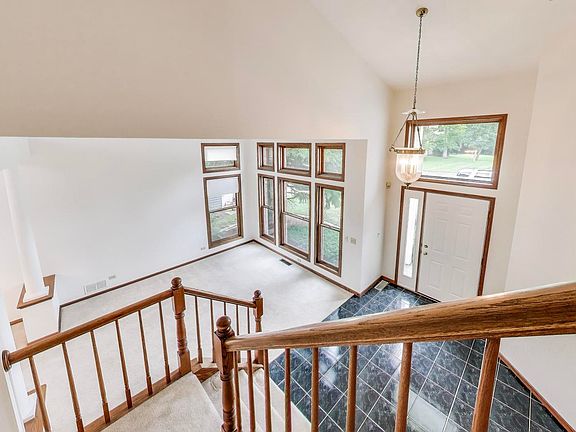 2nd image of 705 Wood Creek Dr