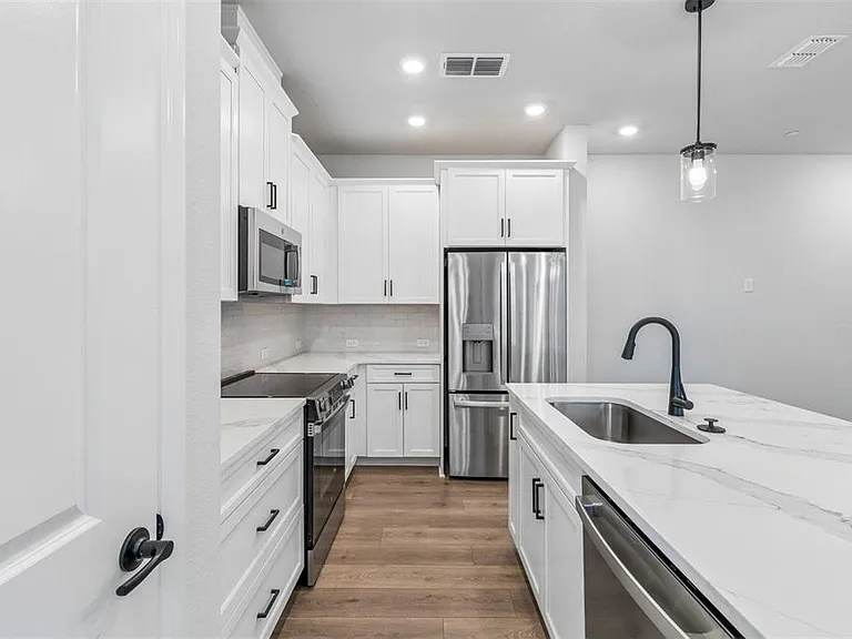 4357 Roush — Photo 4