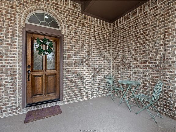 5th image of 2614 Chillingham Ct