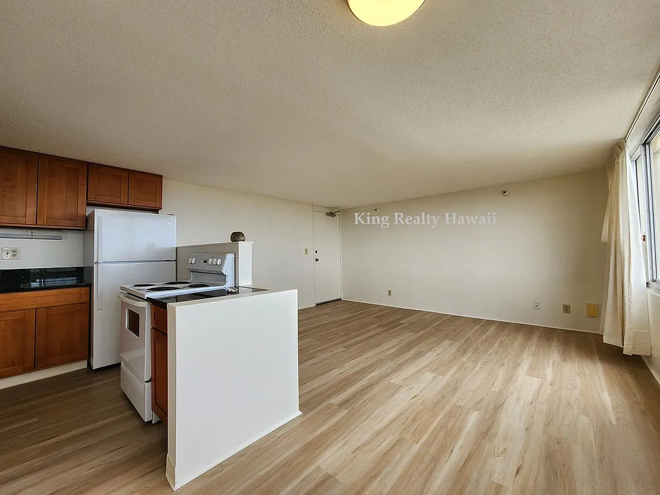 1060 Kamehameha Hwy #2502A