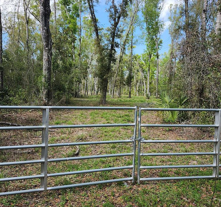 1st image of Unassign NE 575th St