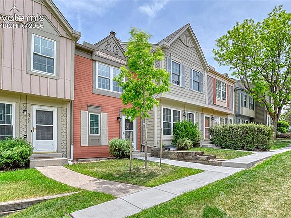 3rd image of 3374 Queen Anne Way