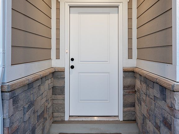 3rd image of 308 Canterbury Way