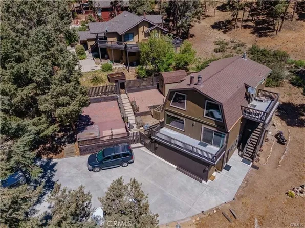 16405 Grizzly Dr, Pine Mountain Club, CA 93222