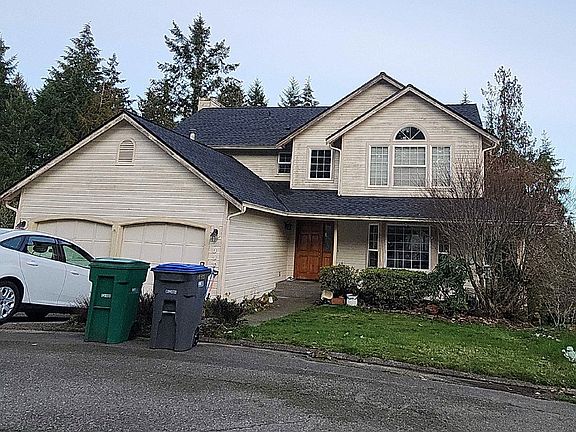 2nd image of 10935 Hillsboro Dr NW