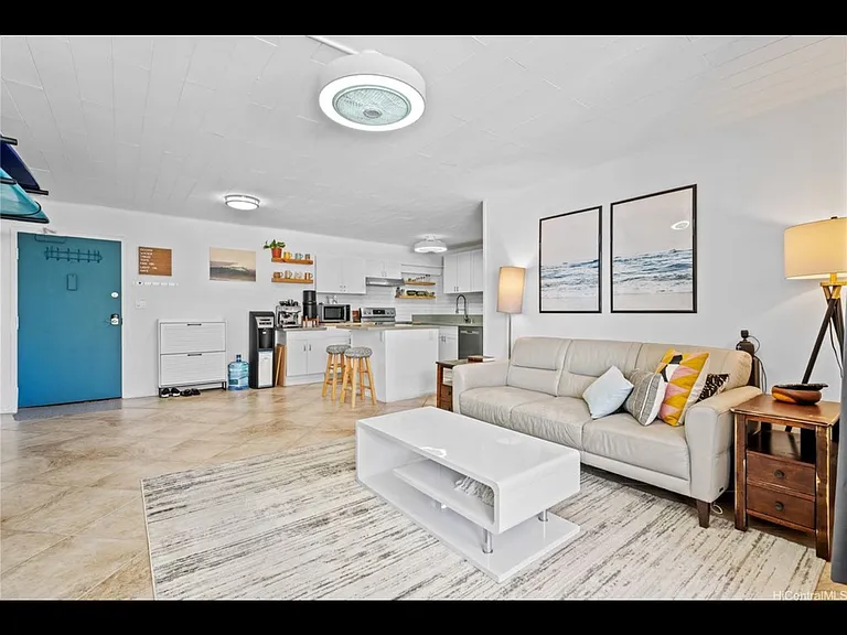 225 Kaiulani Ave #8XX — Photo 5