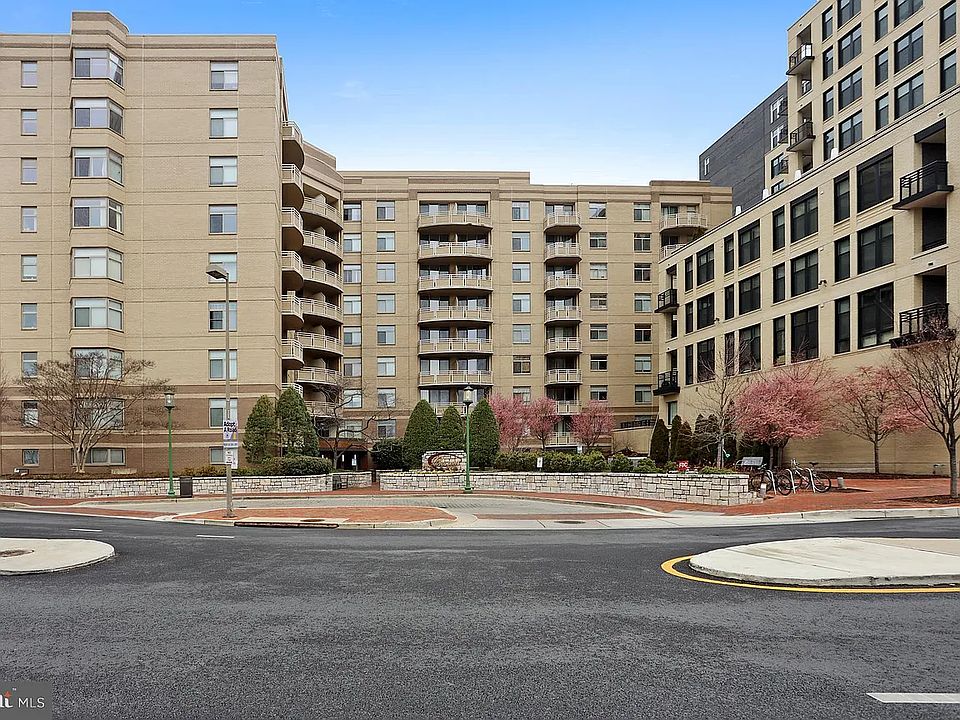 1st image of 7111 Woodmont Ave APT 412
