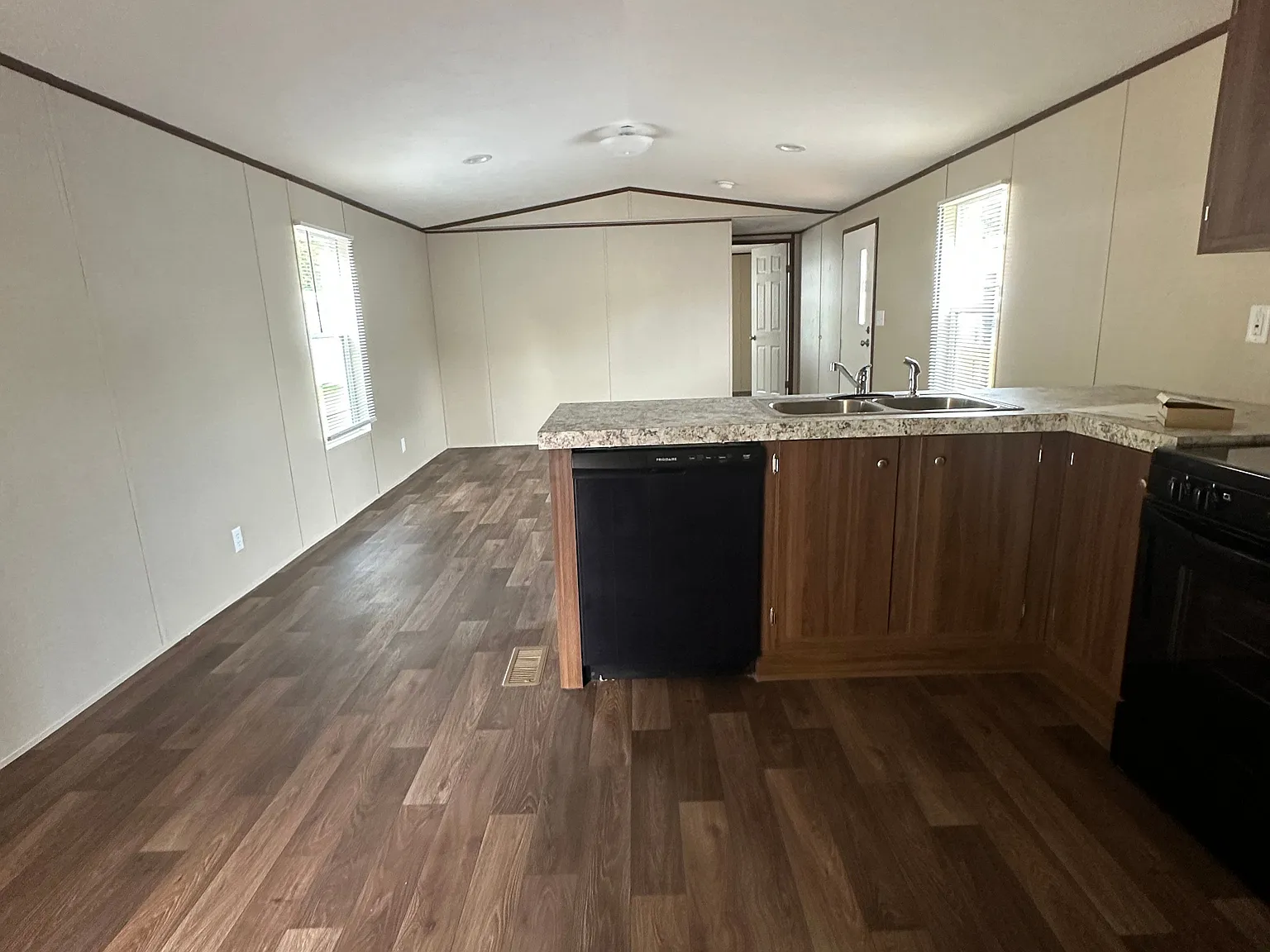 2 bed, 2.0 bath, $1,200 — Photo 4