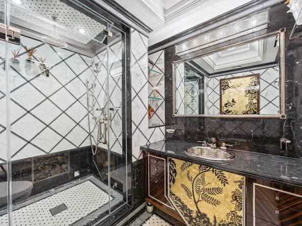 721 5th Avenue image 21 of 26