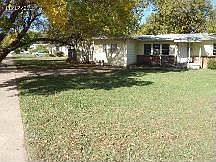1st image of 504 Hillcrest Dr