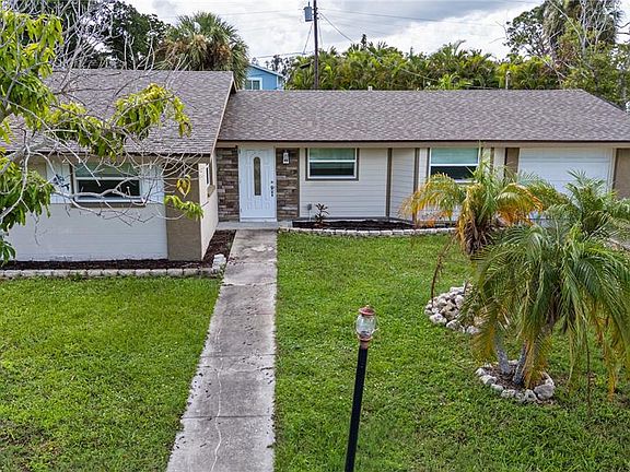 2nd image of 3831 118TH STREET W