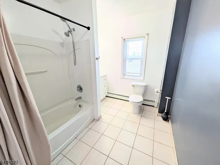 239 Union Blvd — Photo 18