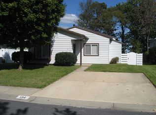 134 Harvest Rd, Logan Township, NJ 08085