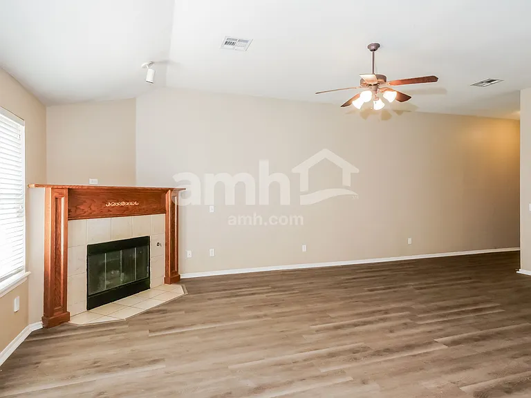 21984 Homesteaders Rd — Photo 8
