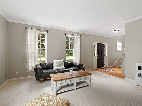 4th image of 110 Saint Germain Pl