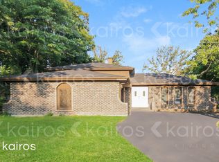 3443 Somerset Ln, Crete, IL 60417