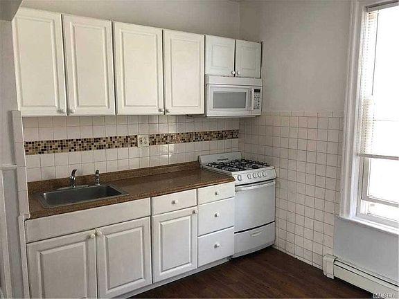 3rd image of 107 N Forest Ave APT 2F