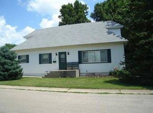 530 W Devlin St, Spring Valley, IL 61362