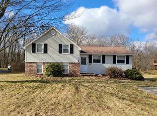 518 Chaparral Dr, Cranberry Township, PA 16066