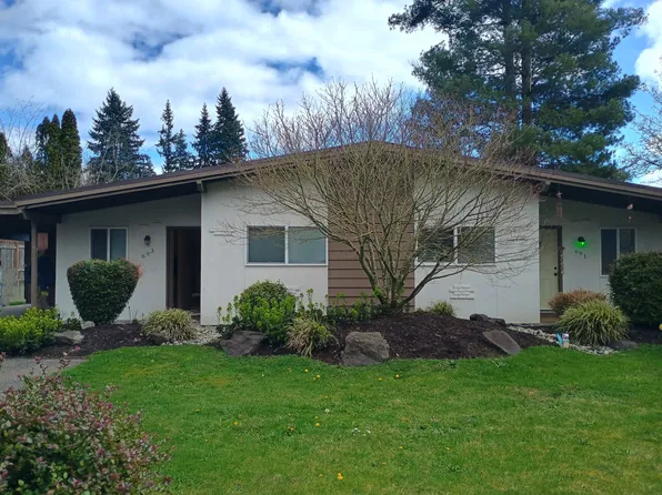 693 Pearl Pl #693, Bremerton, WA 98310