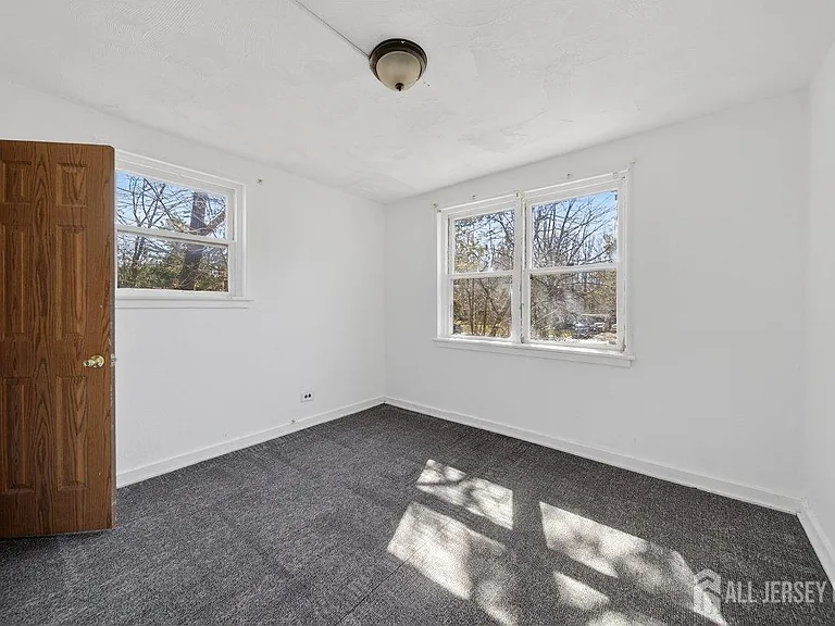 6 Farm Ln — Photo 6