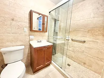 629 Cleveland Street, #1