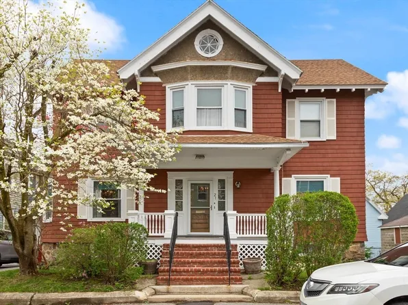 21 Cypress St, Lawrence, MA 01841