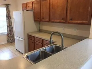 2 bed, 2.0 bath, 1120 sqft, $1,900 — Photo 4