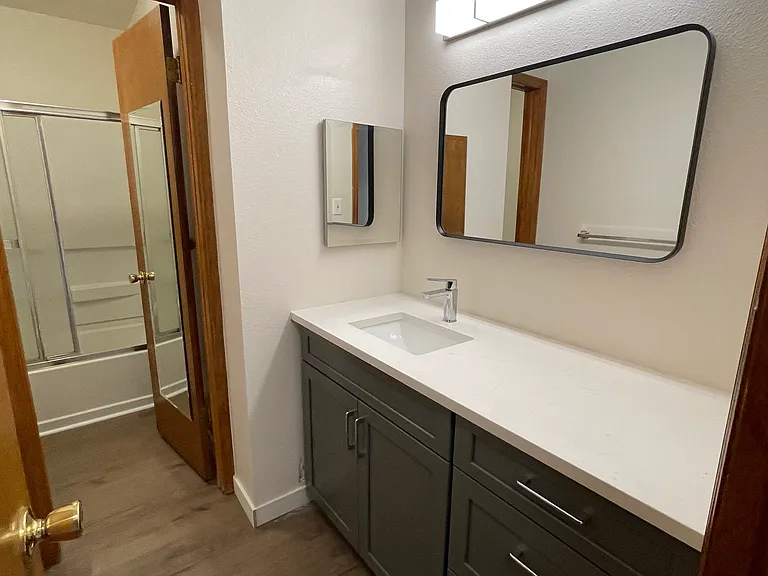 Upstairs bathroom