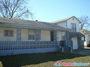 206 E Ercoupe Dr, Midwest City, OK 73110