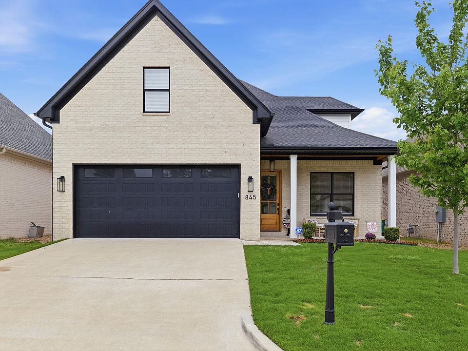 1st image of 845 Wildcreek Cir
