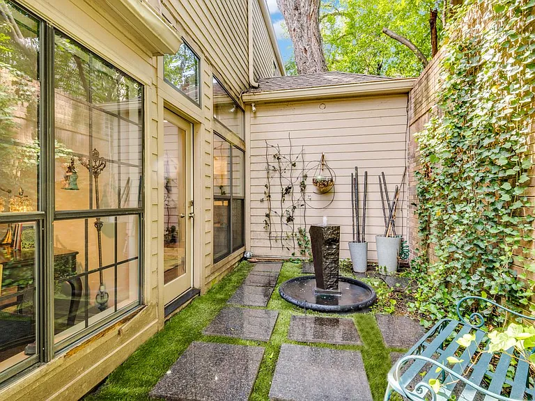 6908 Park Ln — Photo 25