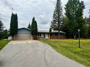 11696 Stephan Bridge Rd, Roscommon, MI 48653