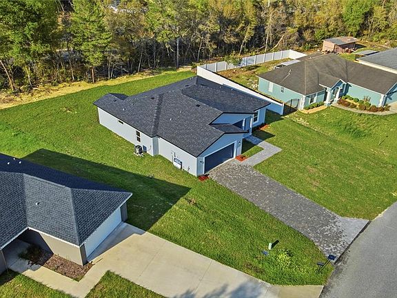 5th image of 13695 SW 40th Cir