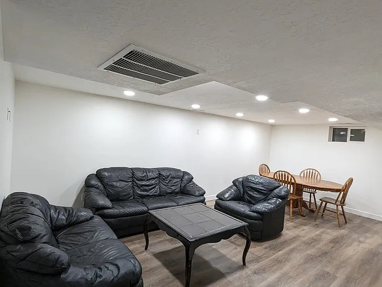 131 N 1225 W #B — Photo 4