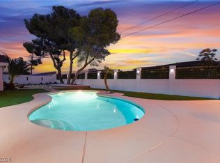 611 E Fairway Rd, Henderson, NV 89015