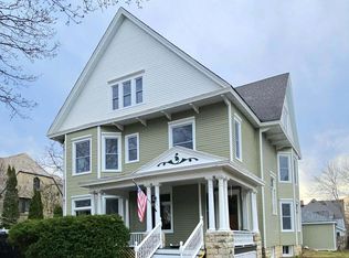 1720 College Ave, Racine, WI 53403