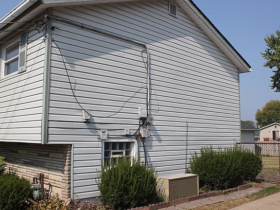 4th image of 14144 Donald Dr