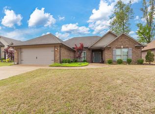 14 Wind Tree Cv, Jackson, TN 38305