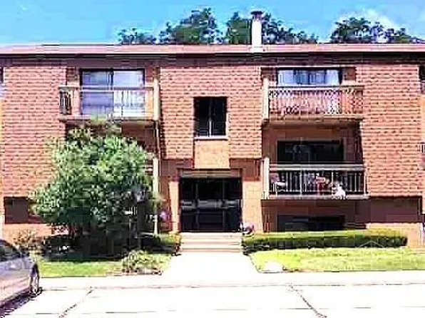 5184 Eaglesnest Dr S APT 9, Cincinnati, OH 45248