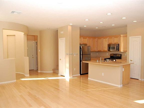 3rd image of 9254 Pembrook Falls Ave #0