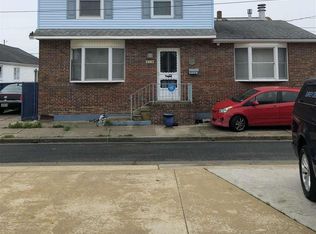 410 Ridgeway Rd, Atlantic City, NJ 08401