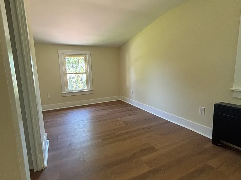 888 Walnut St — Photo 13