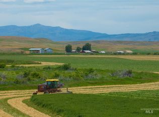 3661 N Crane Rd, Midvale, ID 83645