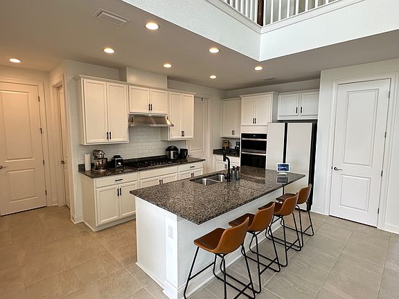 5th image of 11463 Newtonian Blvd