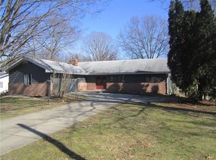 5670 Caranor Rd, Kent, OH 44240