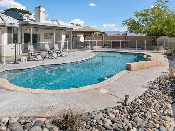 17112 Century Plant Rd, Apple Valley, CA 92307