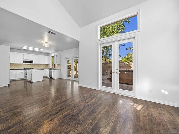 4th image of 30058 Laurel Creek Dr