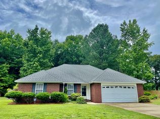 370 Trailwood Dr, Sumter, SC 29154